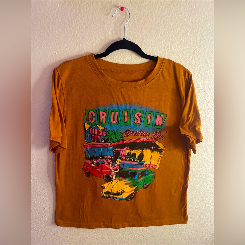 Retro graphic t-shirt